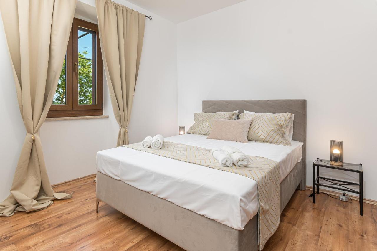 Villa Carla With Private Pool & Kids Playground - Pet Friendly Mutvoran Luaran gambar